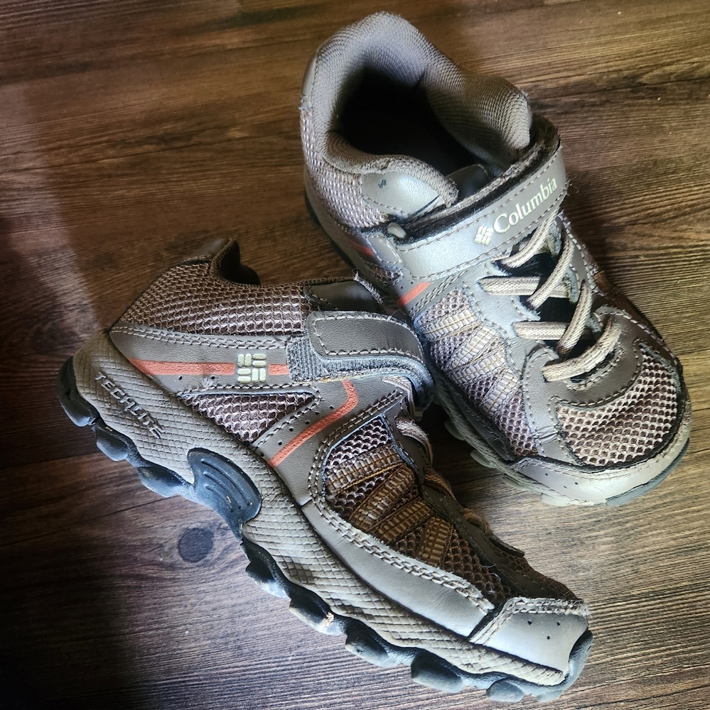 Columbia Techlite little boys shoes size 12 1/2